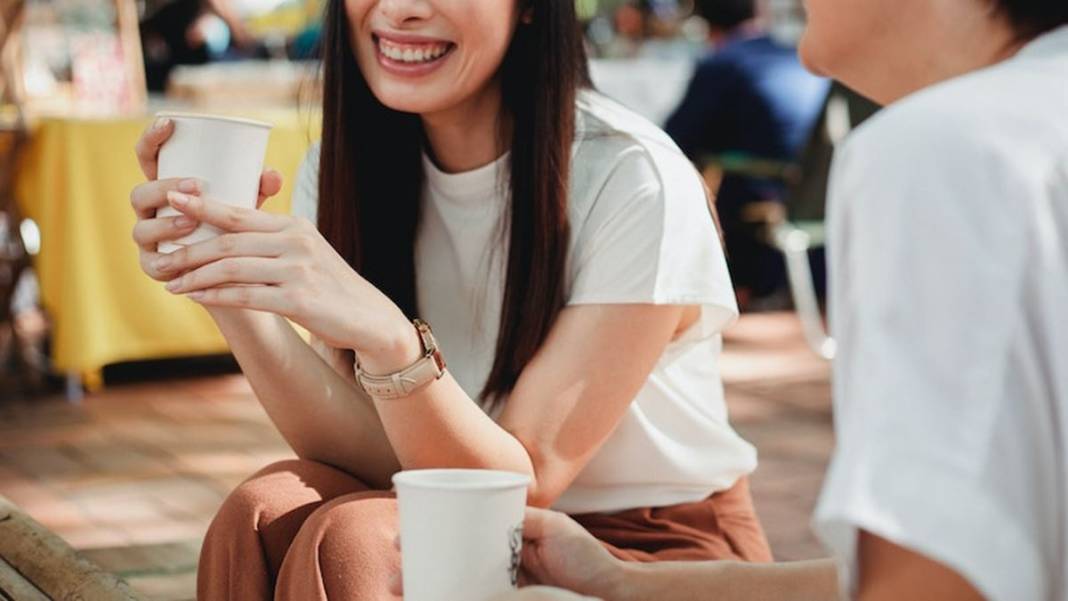 Karşınızdaki kişi bunları yapıyorsa asla güvenmeyin! Uzmanlardan altın değerinde 10 tüyo 7